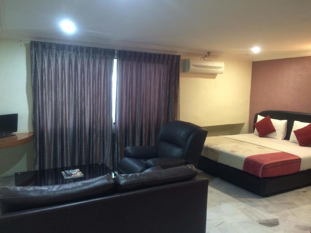 City Star Hotel Kulai Exterior foto
