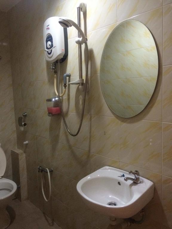 City Star Hotel Kulai Quarto foto