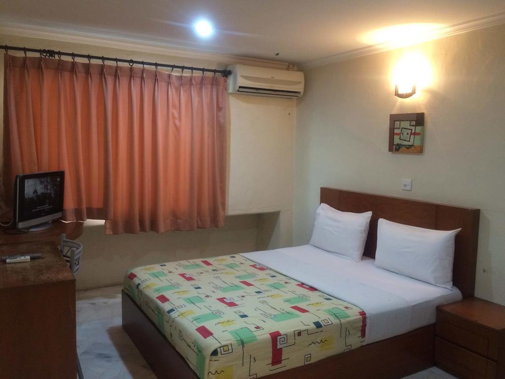 City Star Hotel Kulai Quarto foto